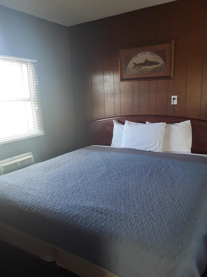 Eddy'S Motel Butte ภายนอก รูปภาพ