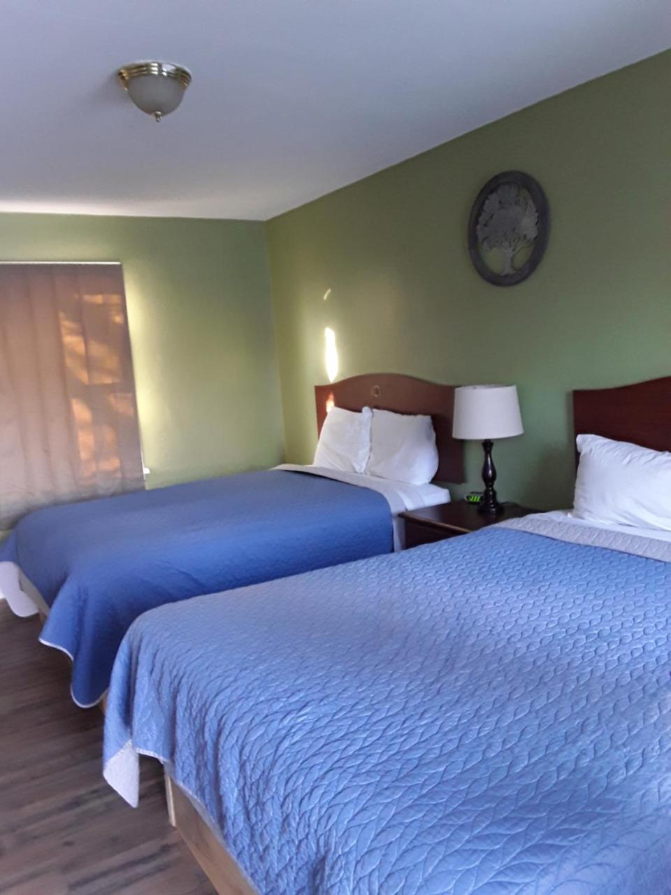 Eddy'S Motel Butte ภายนอก รูปภาพ